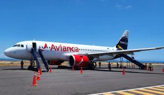 Eventful travel day. Two abandoned landings and a divertion to Manta.

#avianca
